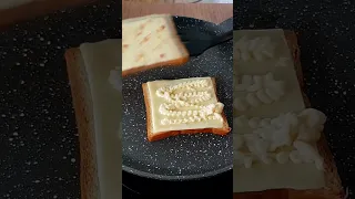 Easy cheese sandwich | Grilled cheese sandwich | Quick sandwich | Grilled sandwich | Foodworks |