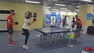 Pedri and Dani Olmo playing ping-pong mixed double with Maria Xiao and Galia Dvorak