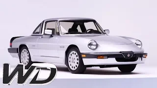 Ant Sorts Out A Stiff Convertible Hood On A 1987 Alfa Romeo Spider | Wheeler Dealers