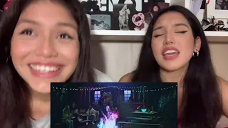 CNCO - Toa la Noche (Official Video) REACCIÓN || Angie & Mara