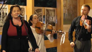 Szászcsávási Banda és Üsztürü zenekar - Nyitrai Marianna