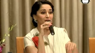 Madhuri remembers the days she danced with Aishwarya and Karishma