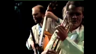 Chet Baker LIVE  Blue in Green [HD]