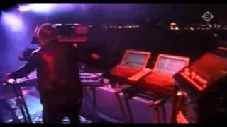 The Prodigy - Firestarter & Smack my bitch up (Live at Pinkpop 2005)