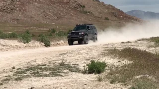 Desert Hoon in the Toyotas