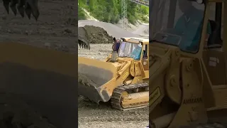 Cat 977 - Big Track Loader