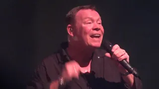 Ali's UB40 - Bring Me Your Cup Live at the Salle Pleyel 2019