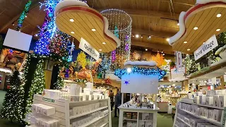 Bronner's The World's Largest Christmas Store ! - Frankenmuth, Michigan