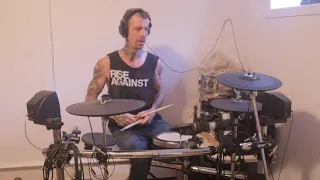 Kelly Clakrson - My life would suck without you DRUM COVER