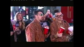 DICK CLARK's NEW YEAR's ROCKIN' EVE 2017 TIMES SQUARE NEW YORK - 12/31/16-1/1/17 [HD 1080p]