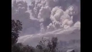 На Яве людей эвакуируют из-за вулкана Келуд (новости)