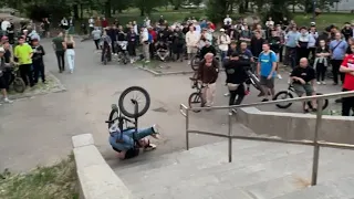 Как не ломать руки на BMX