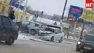 Лада и Мицубиси Паджеро попали в ДТП в Костанае