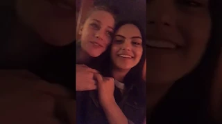 Riverdale / Camila Mendes And Lili Reinhart Singing on Insta 19/04/2018