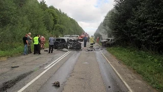 Страшная авария: видео с регистратора ДТП Рено и Тойота Кич Городецкий район