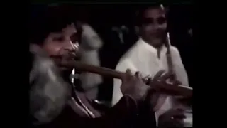 Rare Video (Pt Hariprasad Chaurasia ji, Ustad Allah Rakha Khan ji and ustad Zakir Hussain ji Live)