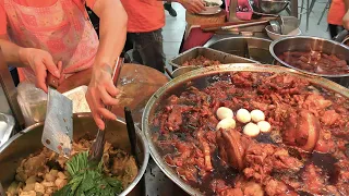 Street Food in Bangkok. Best Food Stalls around Huai Kwang. Thailand