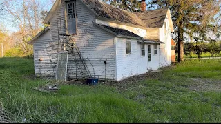 Abandon farm house FOUND COMICS