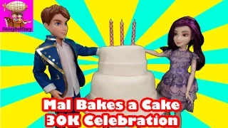 Mal Bakes a Cake | Thank you! 30K Subscribers Celebration Disney Descendants