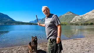 Viaje a las MONTAÑAS ROCOSAS en Canadá 🇨🇦⛰️ (Parque Nacional Lagos de Waterton)