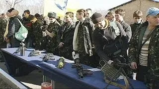 Украинскую армию снаряжают всем миром