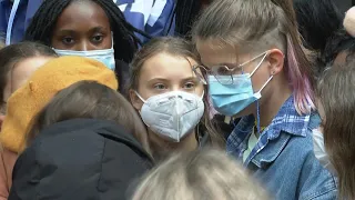 Greta Thunberg bei Protesten in London vor Klima-Gipfel | AFP