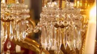 The Queen's high-tech chandeliers in Buckingham Palace