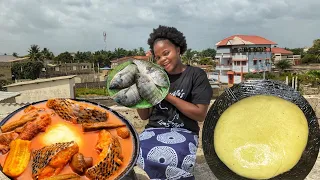 Cooking  the most delicious mouthwatering Tilapia light soup and yam fufu in Togo west Africa