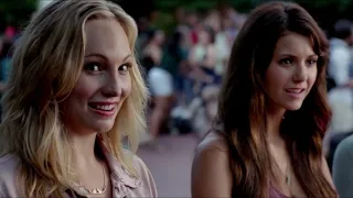 Caroline And Elena Arrive At College And They Get A Roommate - The Vampire Diaries 5x01 Scene