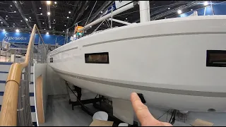 The boat they queued for an hour to see – Bavaria's new C42