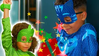 PJ Masks in Real Life! 🎁 Christmas Eve Rescue 🎁 Heroes VS Villains | PJ Masks Official