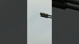 Penembak anti-pesawat menembak dari senjata kembar ZU-23