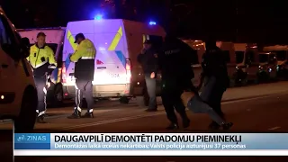 ReTV: Daugavpilī padomju pieminekļu demontācijas laikā policistiem met ar bruģakmeņiem