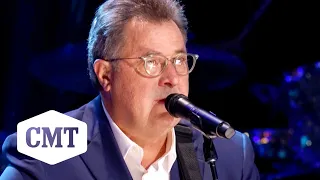 Vince Gill Performs "I Gave You Everything I Had" | CMT Giants: Vince Gill