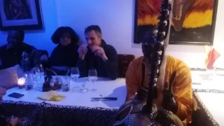 Baba Sacko au Mama Africa je suis avec makan fing a  l o r t m et mes amis