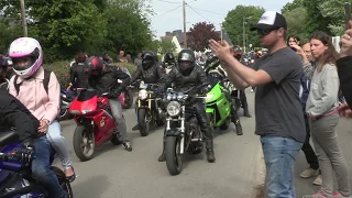 Hommage à Philippe Hervé Motard de gendarmerie à Theix - TV Rhuys