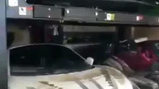 Ураган Ирма затопил спорткары - Vine Video