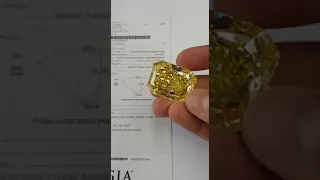 Biggest💥 Natural Radiant cut Diamond 💎of Fancy Vivid Yellow🌝 Color 127ct🔥