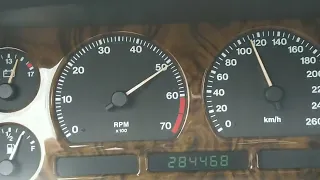 Jaguar XJ x305 6.0l V12 accelerating sound