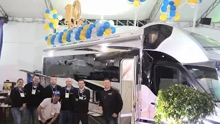 MOTORHOME NEWAY, MODELO W 7.8, SPRINTER 515EL, 10 ANOS DE NEWAY, PREVIEW EXPOMOTORHOME, CANELA/RS.