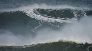 O grande espetáculo das maiores ondas do Planeta!! A temporada 2023/24 começou!!