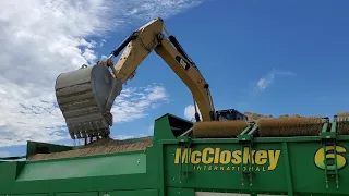 McCloskey 628RE Trommel Making 57 Rock from Crushed Recycled Concrete