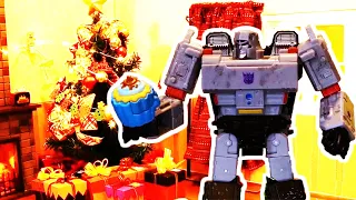 Happy Christmas from Transformers!!! | Stop Motion Animation | Transformers Official