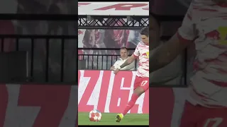 Szoboszlai free kick