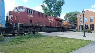 B638 clears Tipp City with NS KCS CP Lash up and 4 other CSX trains