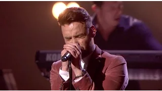 One Direction Get Emotional During FINAL Performance (X-FACTOR FINALE) | Hollywire