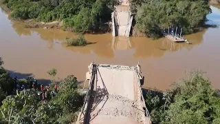 Cinco muertos y tres desaparecidos por el colapso de un puente en Bolivia | AFP