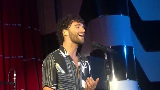 Matt Crooke singing Proud Of Your Boy - Aladdin