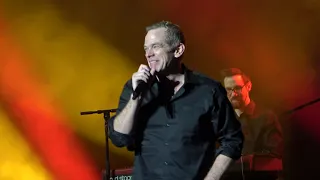 Garou - Reviens/That's the way/Get lucky /13-03-2020, ГКД/