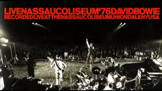 David Bowie - Diamond Dogs (live 1976 - Nassau Coliseum)